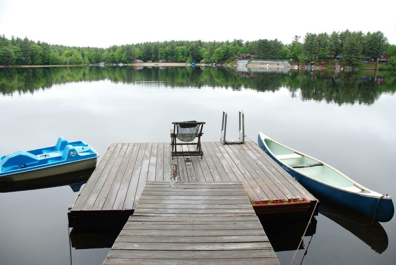 Stunning Forest Lake Home with Hot Tub! Summer Weeks available! Winchester Eksteriør bilde